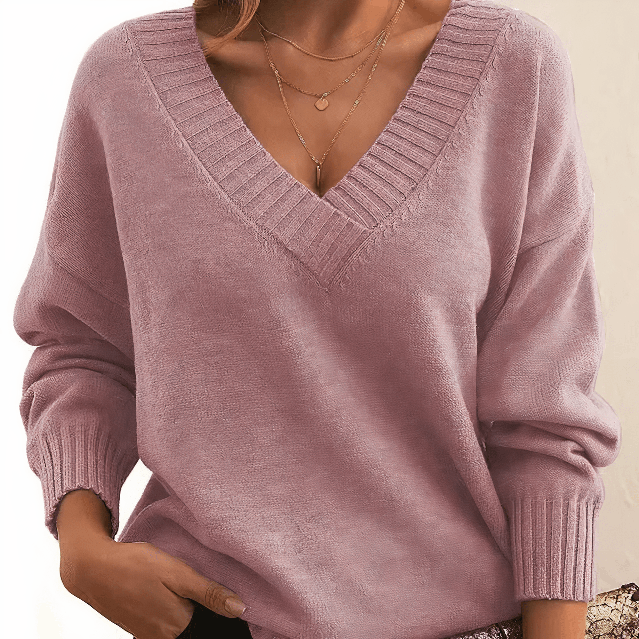 Women's Cashmere Sweater V-Neck - Luxurious Comfort and Style 3